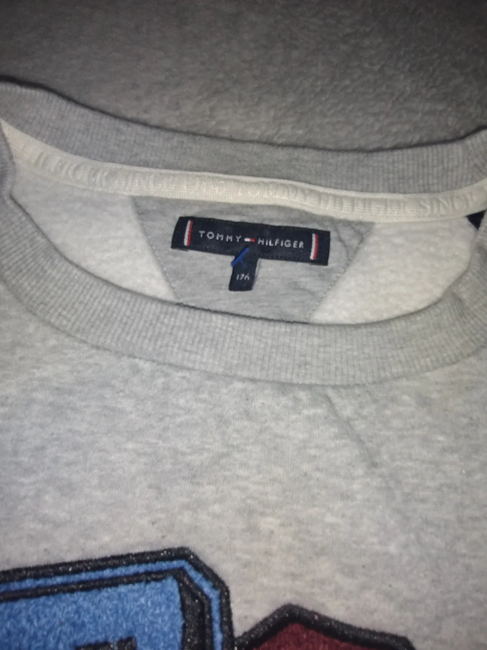 Tommy Hilfiger Light Gray Crewneck Sweatshirt with Multicolor Logo Patches